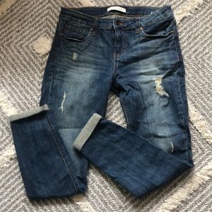 Distressed ankle Jeans